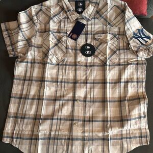 New York Yankee men’s button down shirt